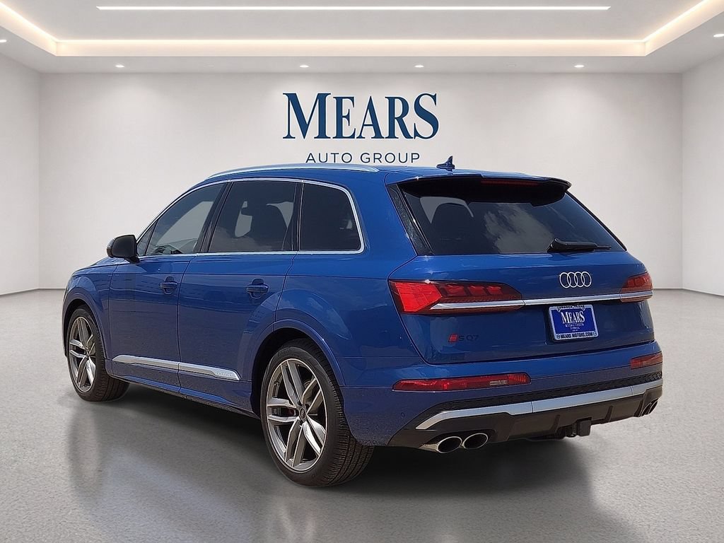 Used 2025 Audi SQ7 Prestige w/ Prestige Package AWD/4WD image 3