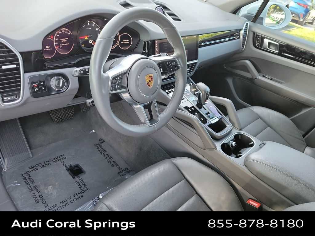 Used 2021 Porsche Cayenne image 10