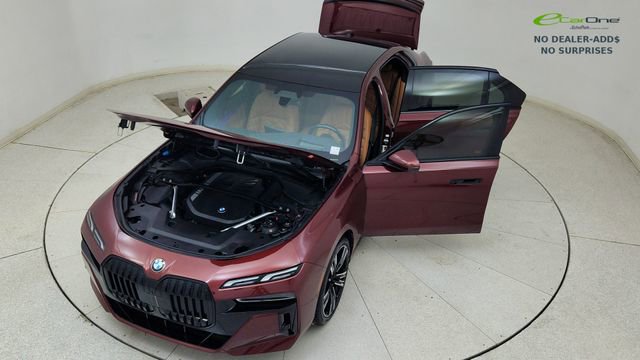 Used 2023 BMW 740i image 83