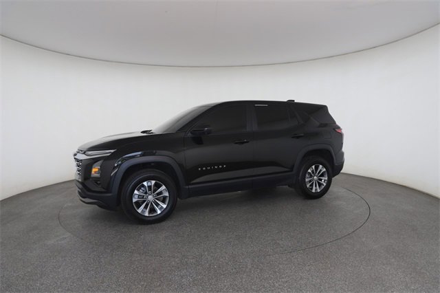 Used 2025 Chevrolet Equinox LT w/ Safety and Technology Package image 5