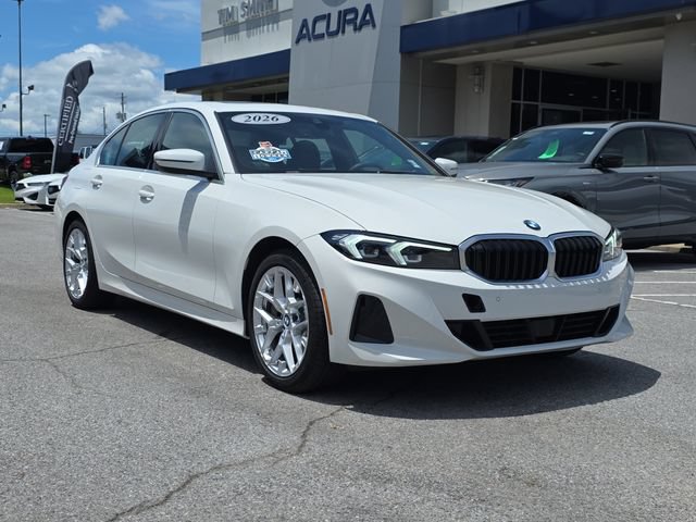 Used 2026 BMW 330i Sedan RWD image 2