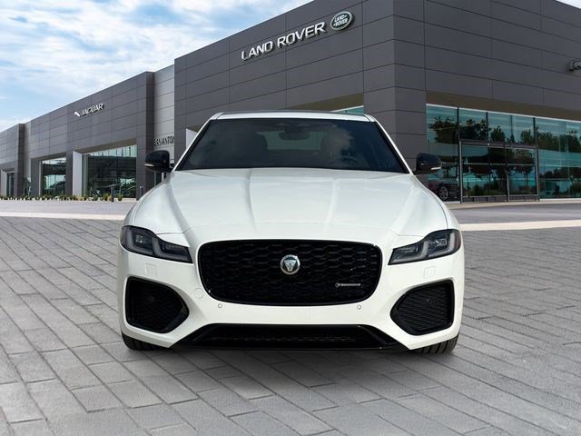 New 2024 Jaguar XF R-Dynamic SE AWD/4WD image 8