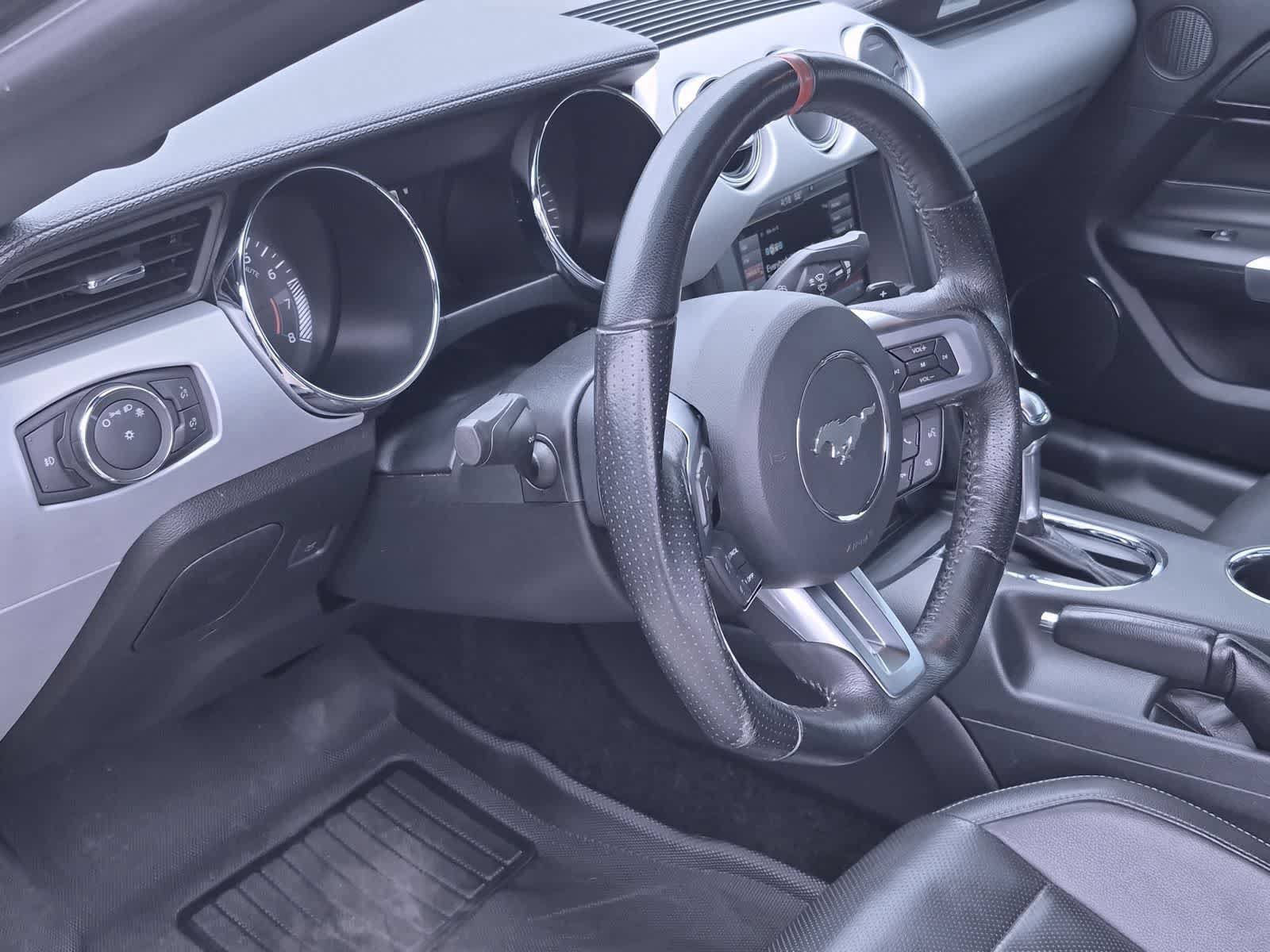 Used 2015 Ford Mustang GT Premium RWD image 10