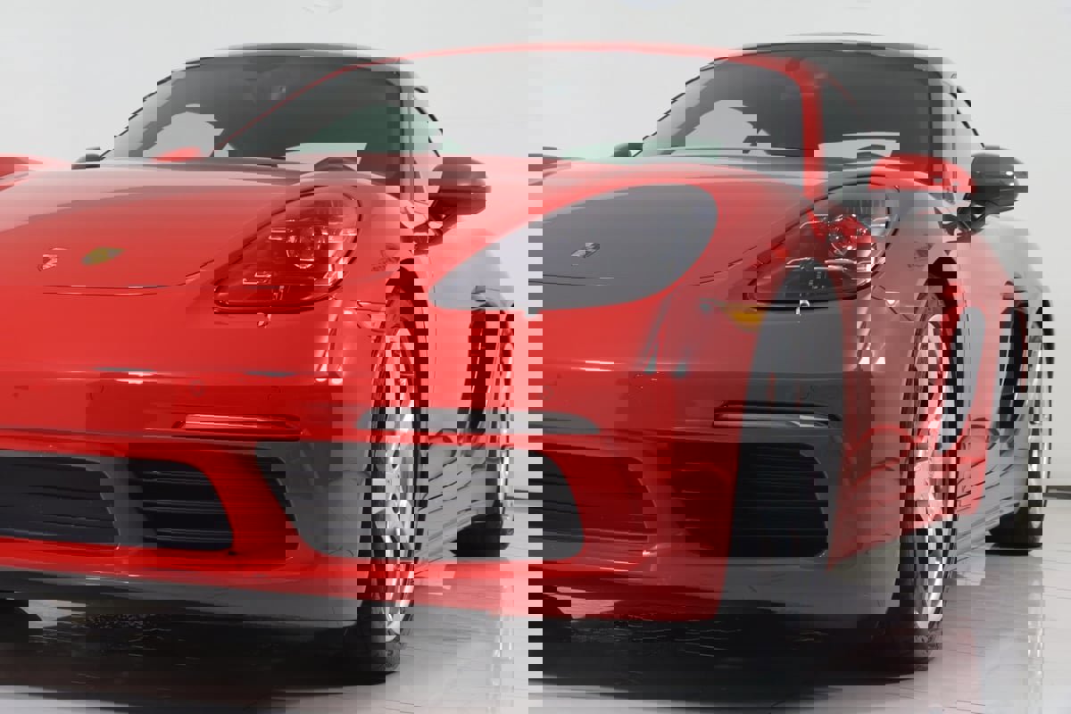 Used 2023 Porsche 718 Cayman S w/ Sport Chrono Package image 97