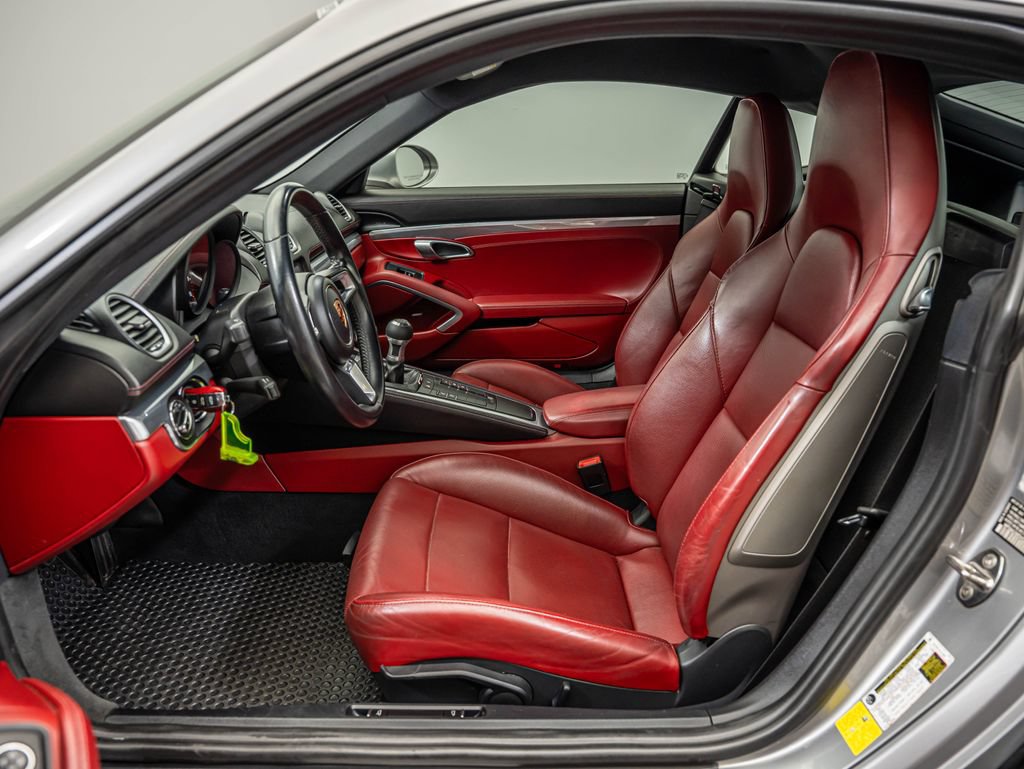 Used 2017 Porsche 718 Cayman RWD image 5