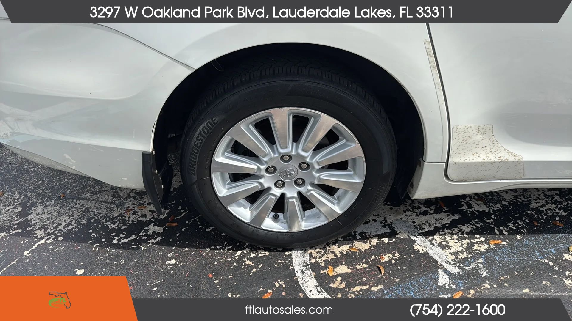 Used 2014 Toyota Sienna Limited w/ Limited Premium Package image 15