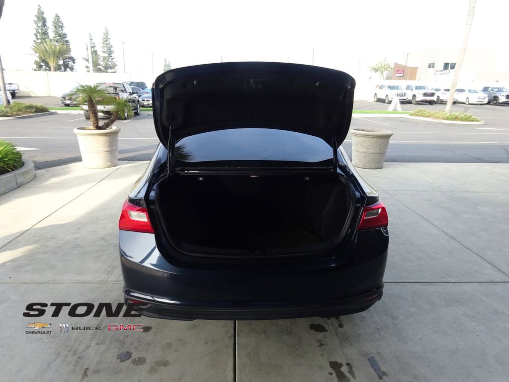 Used 2018 Chevrolet Malibu LS image 31