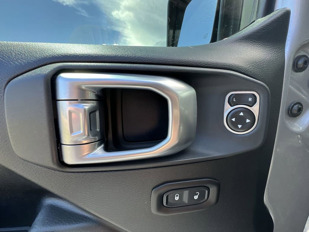 Used 2018 Jeep Wrangler Unlimited Rubicon image 23