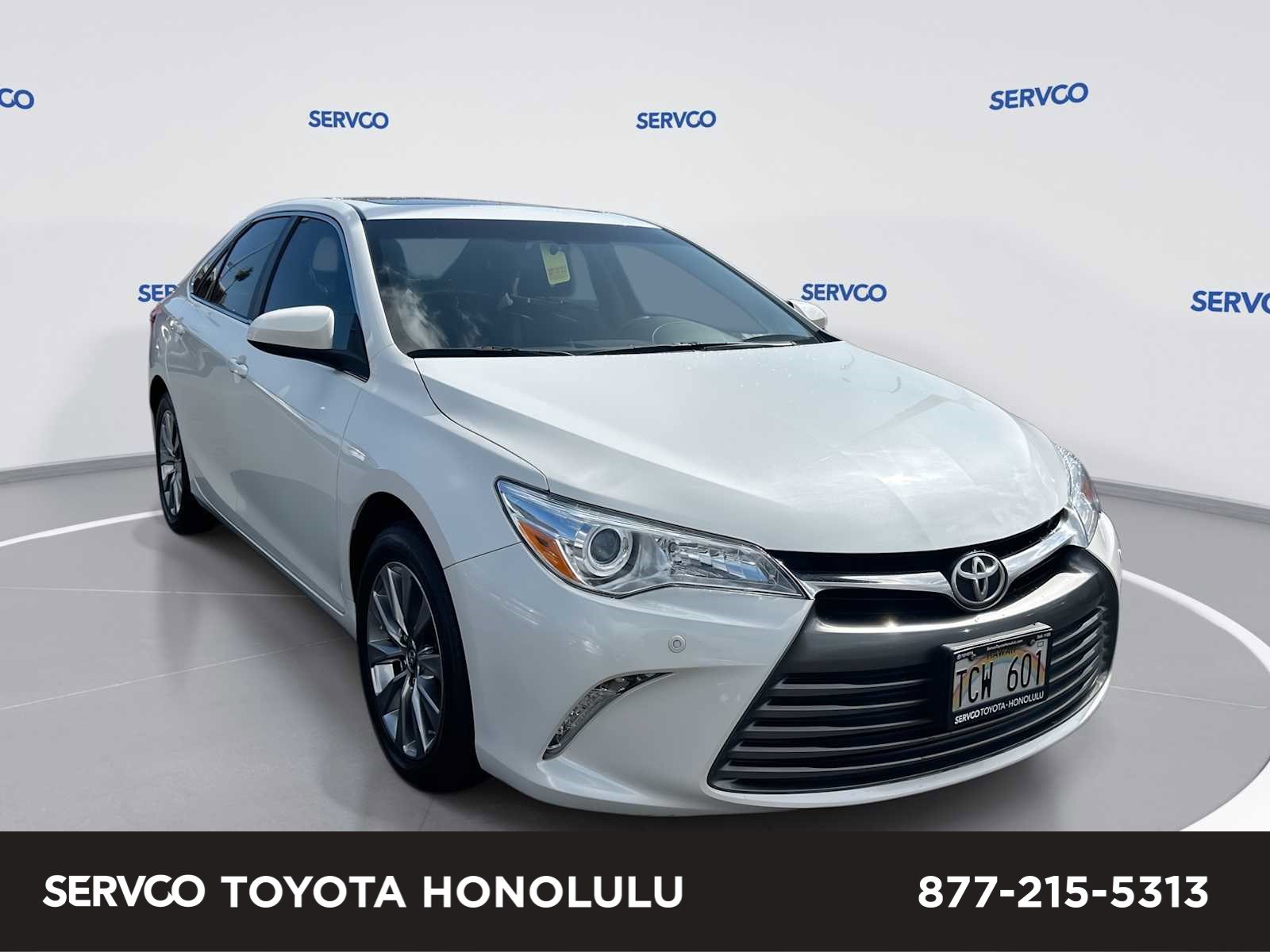 Used 2017 Toyota Camry XSE FWD image 1