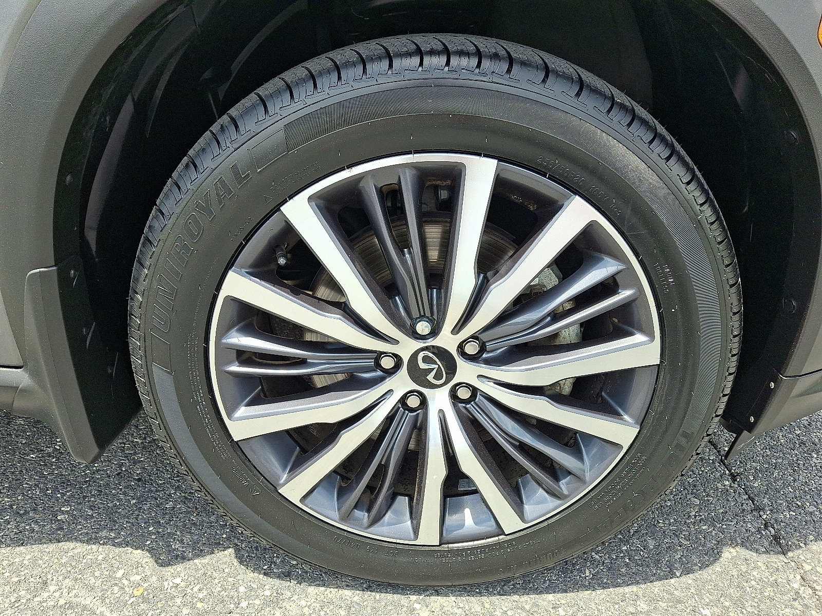 Used 2022 INFINITI QX60 Sensory w/ Cargo Package AWD/4WD image 9