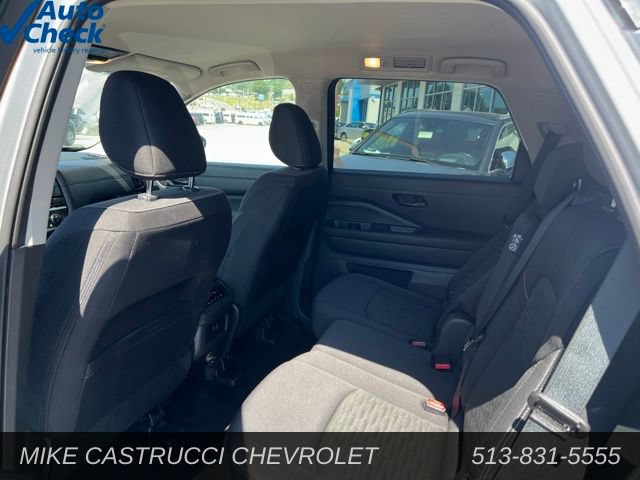 Used 2025 Nissan Pathfinder SV FWD image 7