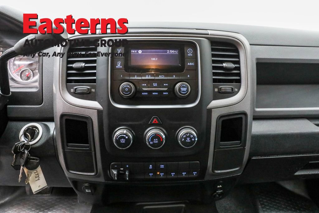 Used 2018 RAM 3500 Tradesman w/ Chrome Appearance Group image 12