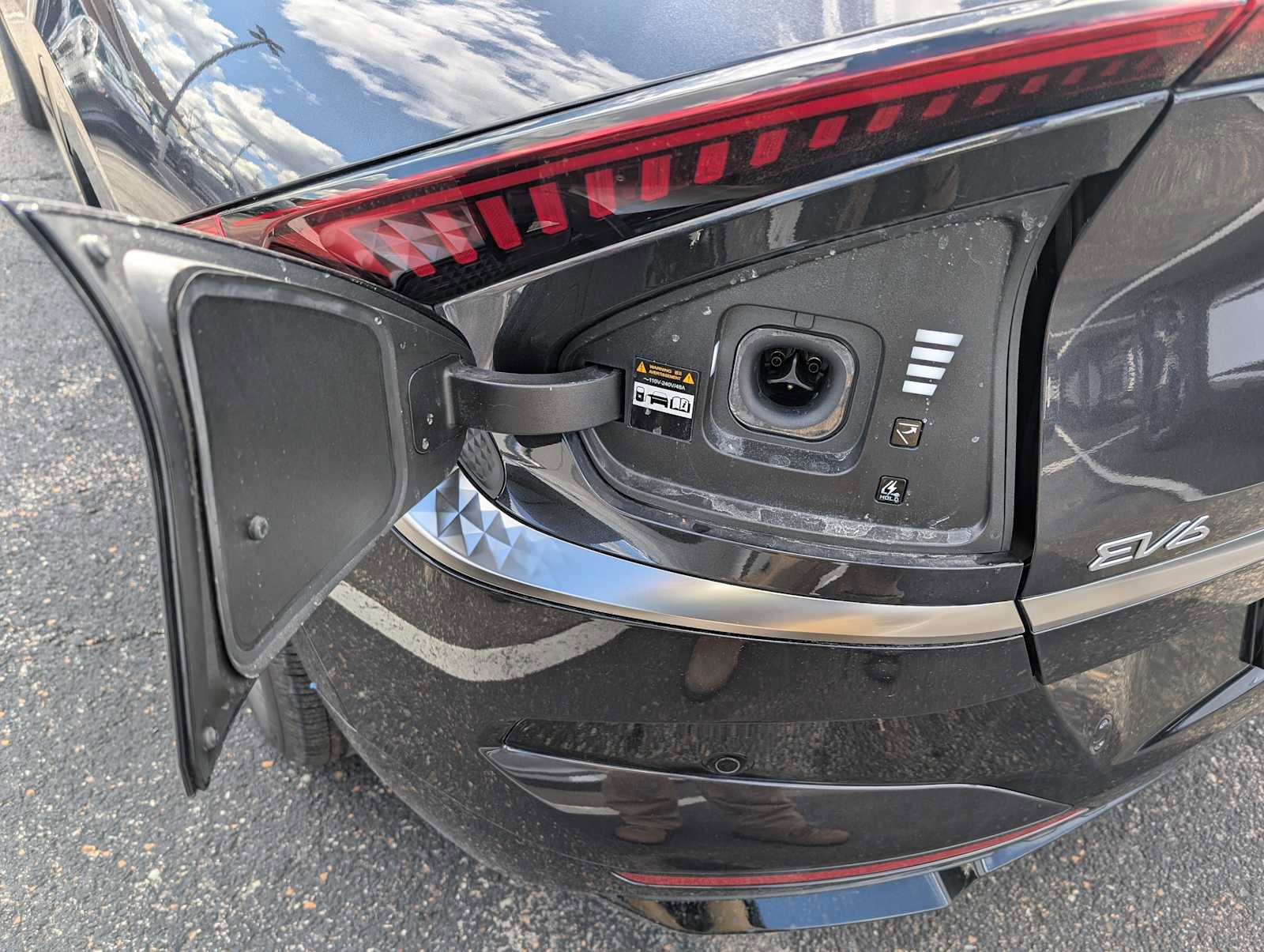 New 2025 Kia EV6 Wind AWD/4WD image 10