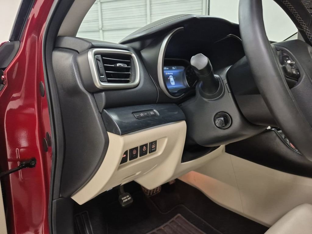 Used 2022 Nissan Maxima Platinum w/ Sport Mat Group image 18