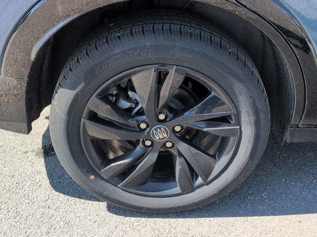 Certified 2024 Buick Encore GX Sport Touring AWD/4WD image 28