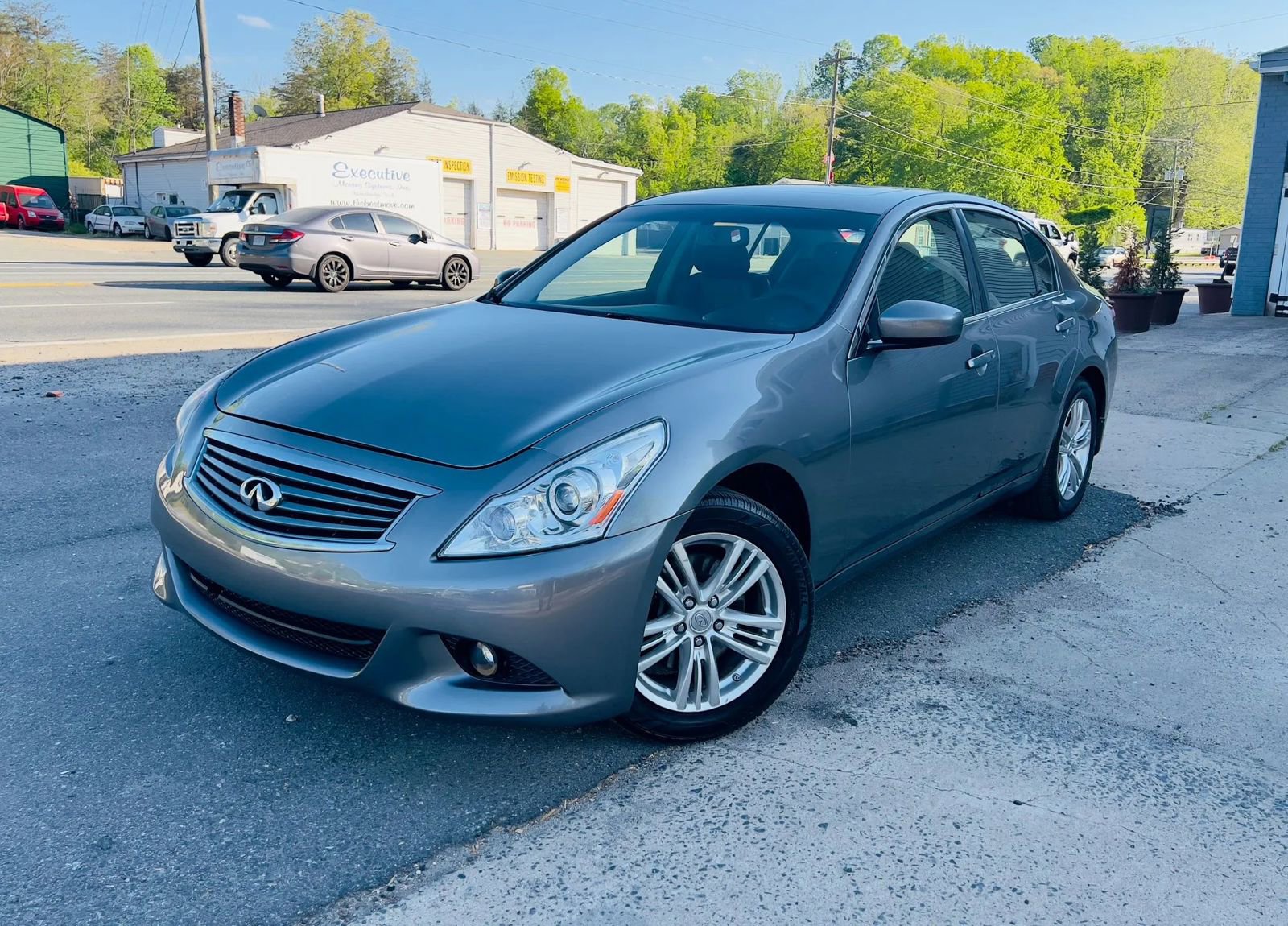 Used 2012 INFINITI G25 x AWD/4WD image 1