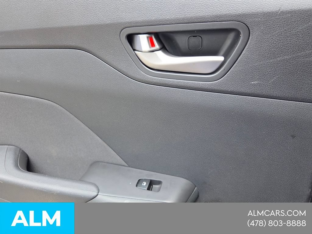 Used 2018 Hyundai Accent SEL FWD image 17