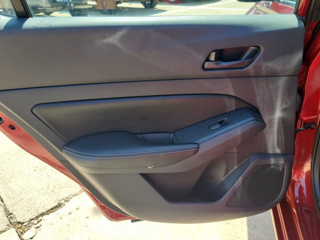 Used 2025 Nissan Altima 2.5 SV FWD image 11