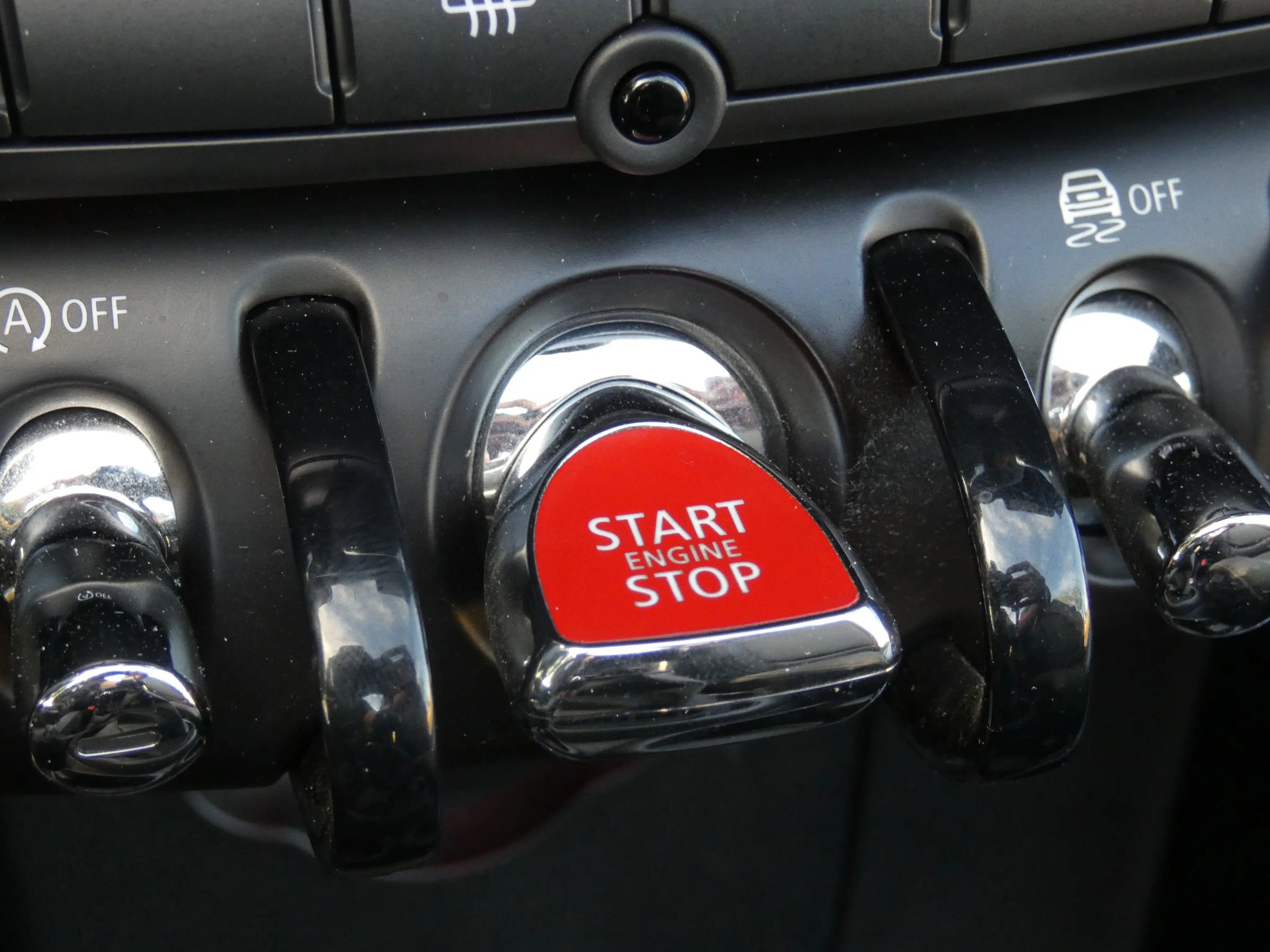 Used 2021 MINI Cooper S image 60