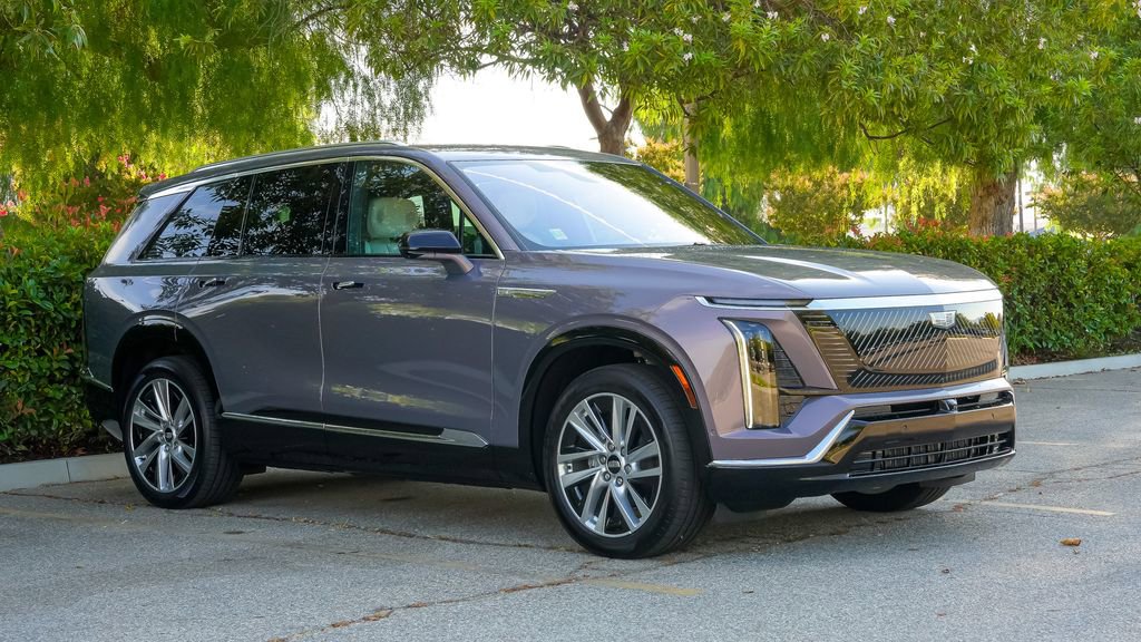 Used 2026 Cadillac Vistiq Luxury image 6