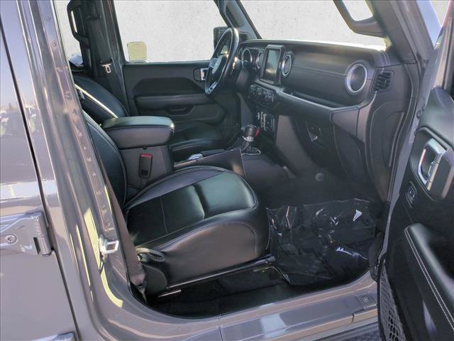 Used 2020 Jeep Wrangler Unlimited Sahara AWD/4WD image 21