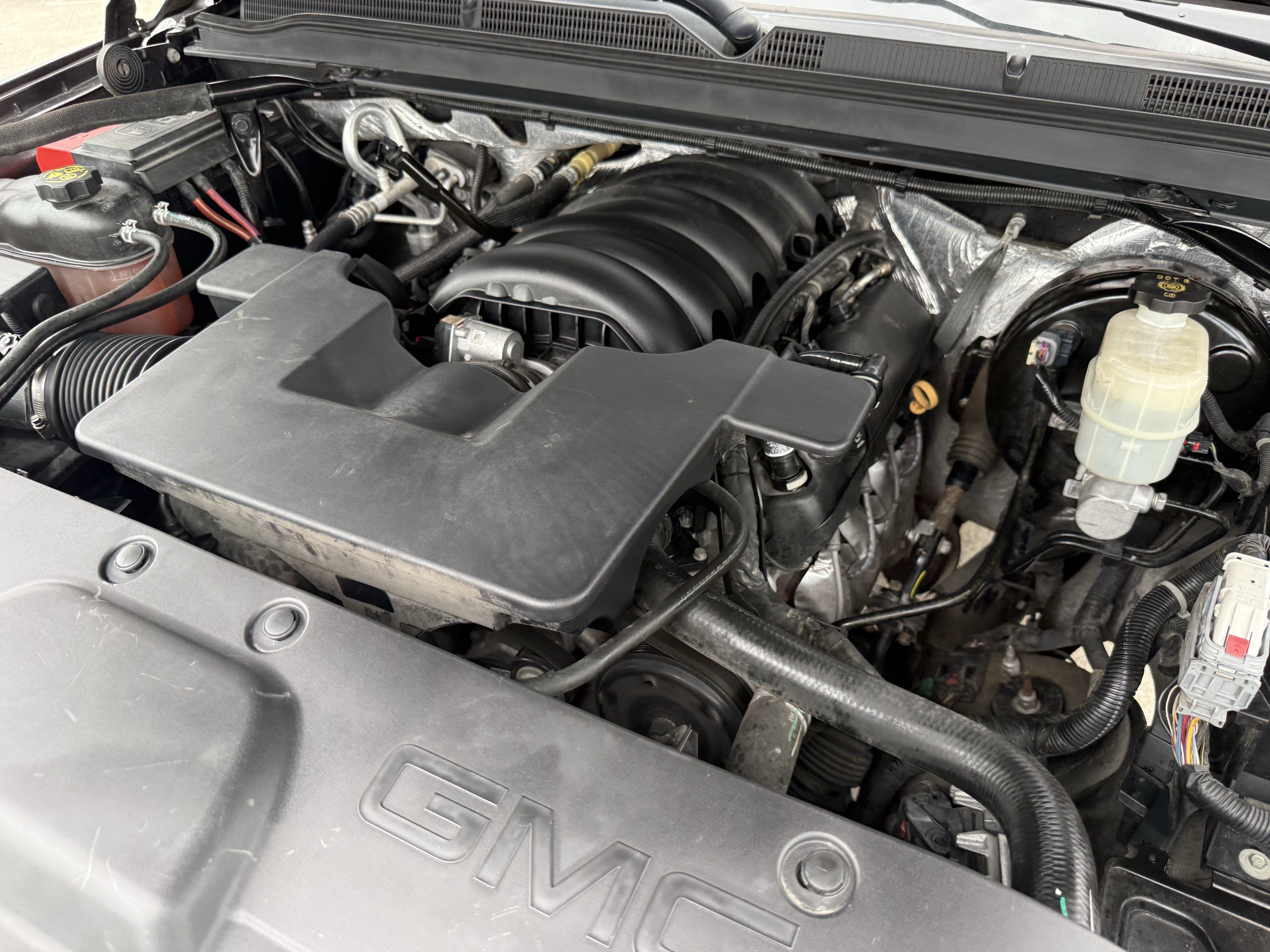 Used 2017 GMC Yukon SLT RWD image 31