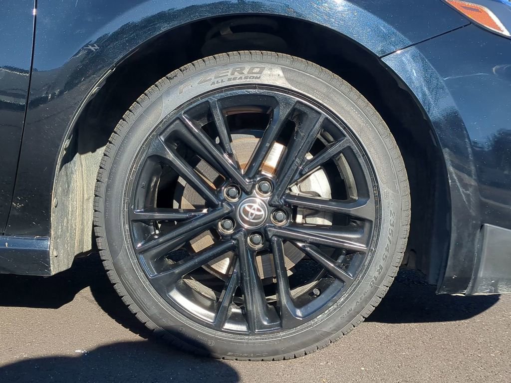 Used 2025 Toyota Camry SE image 10