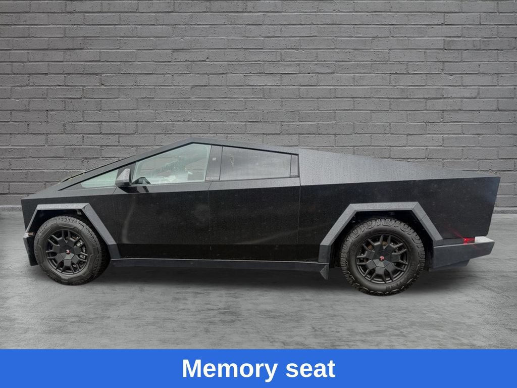 Used 2024 Tesla Cybertruck Cyberbeast AWD/4WD image 4