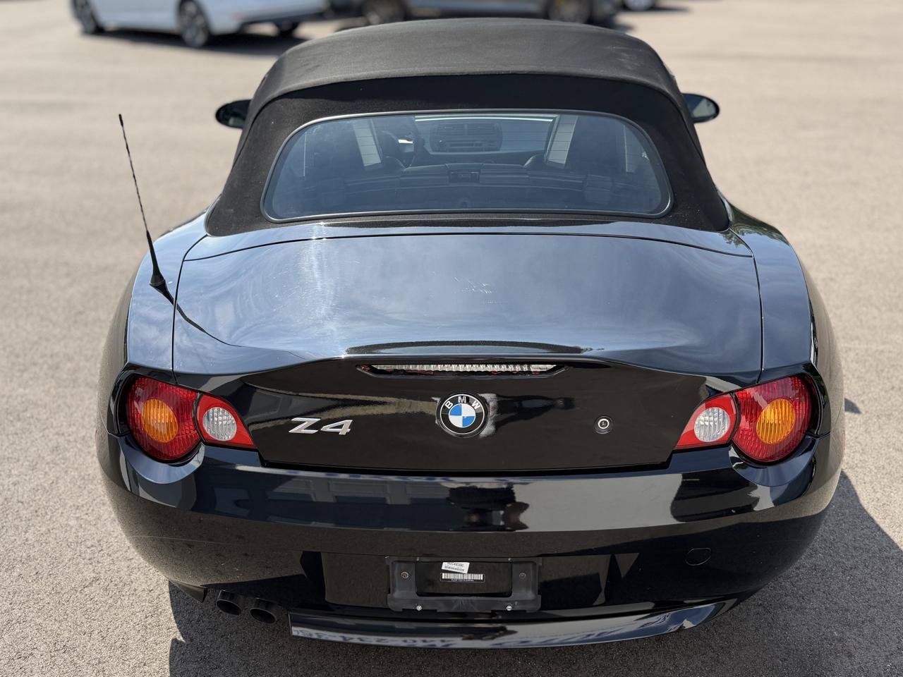 Used 2003 BMW Z4 2.5i RWD image 10