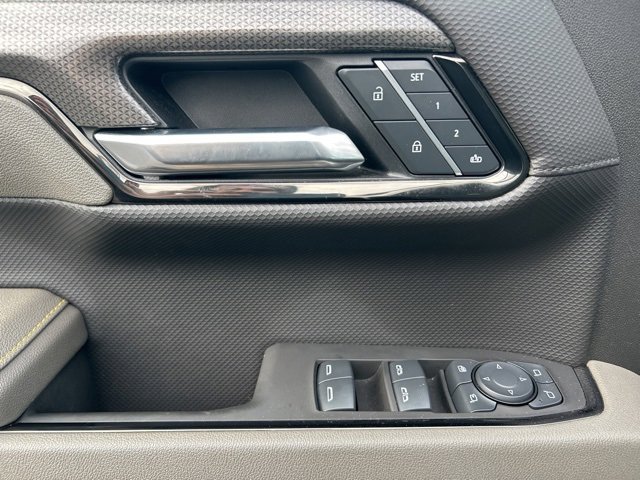 Used 2025 Chevrolet Silverado 1500 ZR2 image 10
