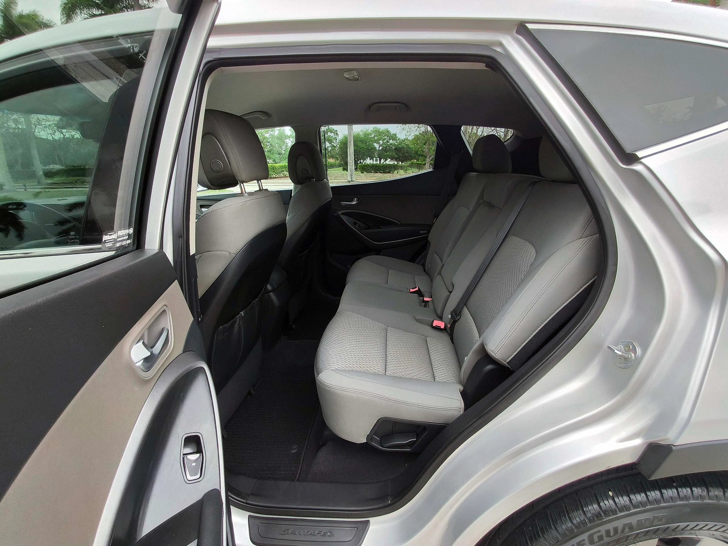 Used 2013 Hyundai Santa Fe Sport FWD image 10