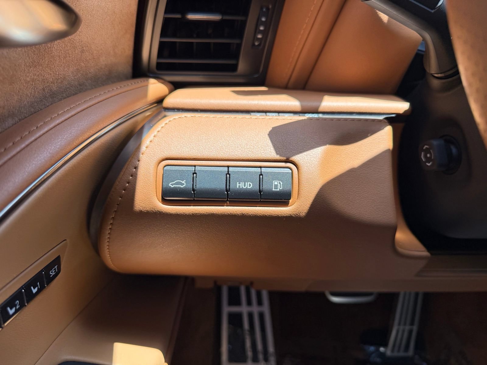 Used 2018 Lexus LC 500 Coupe RWD image 42