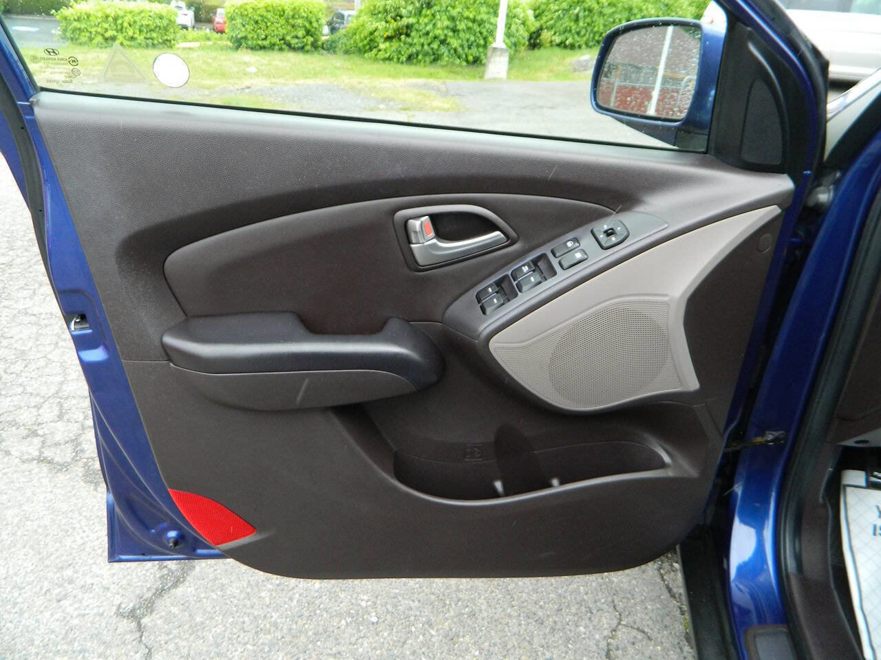 Used 2010 Hyundai Tucson Limited FWD image 21