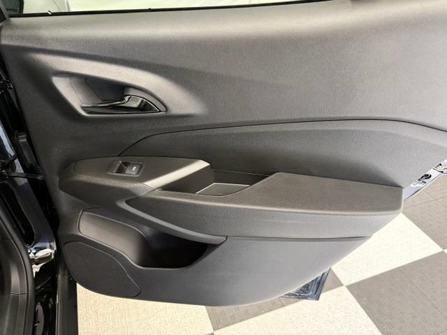 New 2026 Chevrolet Trax LS w/ LS Convenience Package FWD image 24