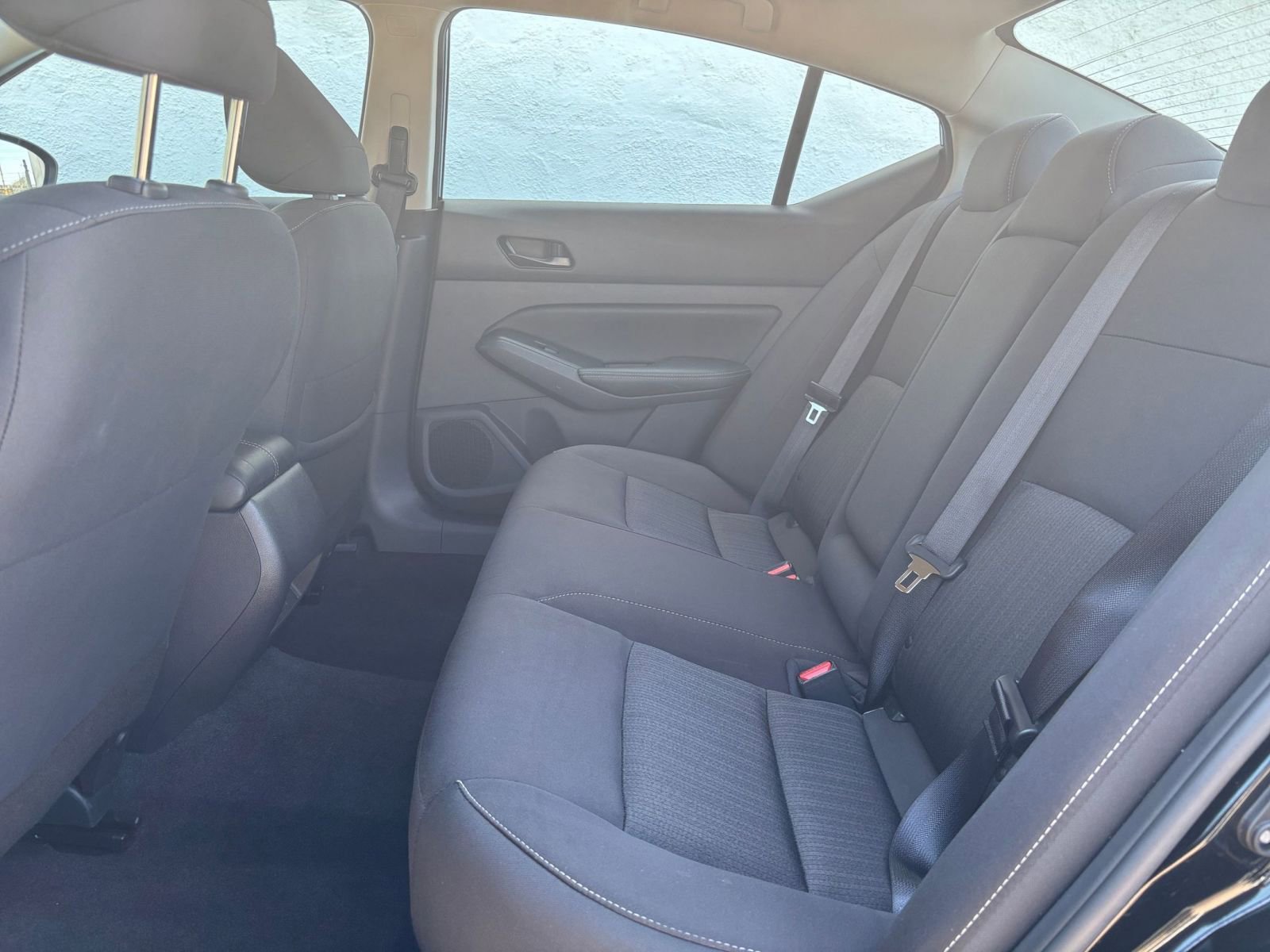 Used 2025 Nissan Altima 2.5 SV FWD image 25