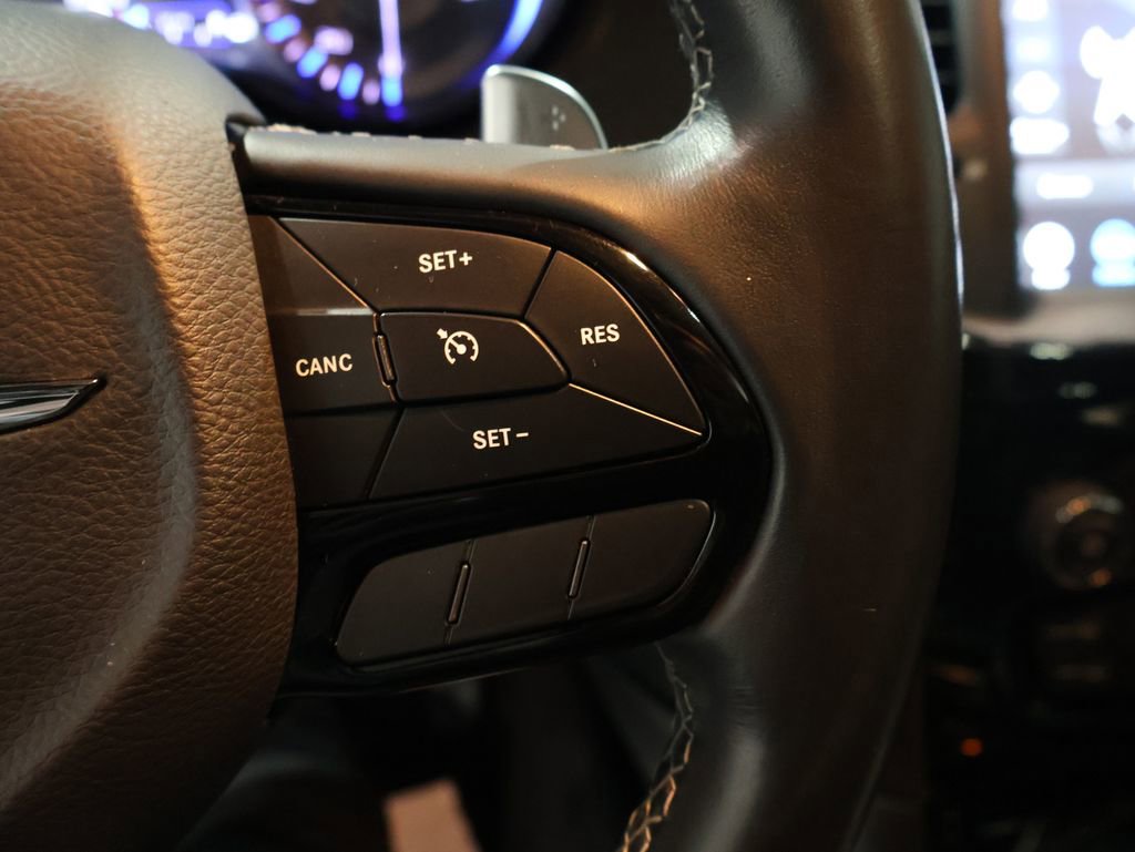 Certified 2018 Chrysler 300 S w/ 300S Premium Group image 41