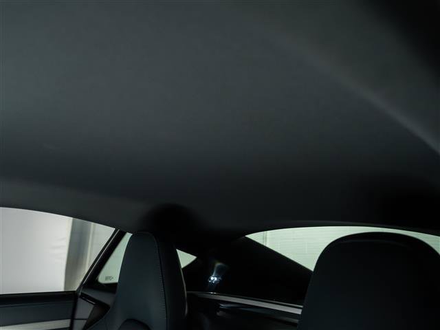Certified 2025 Porsche 718 Cayman RWD image 17