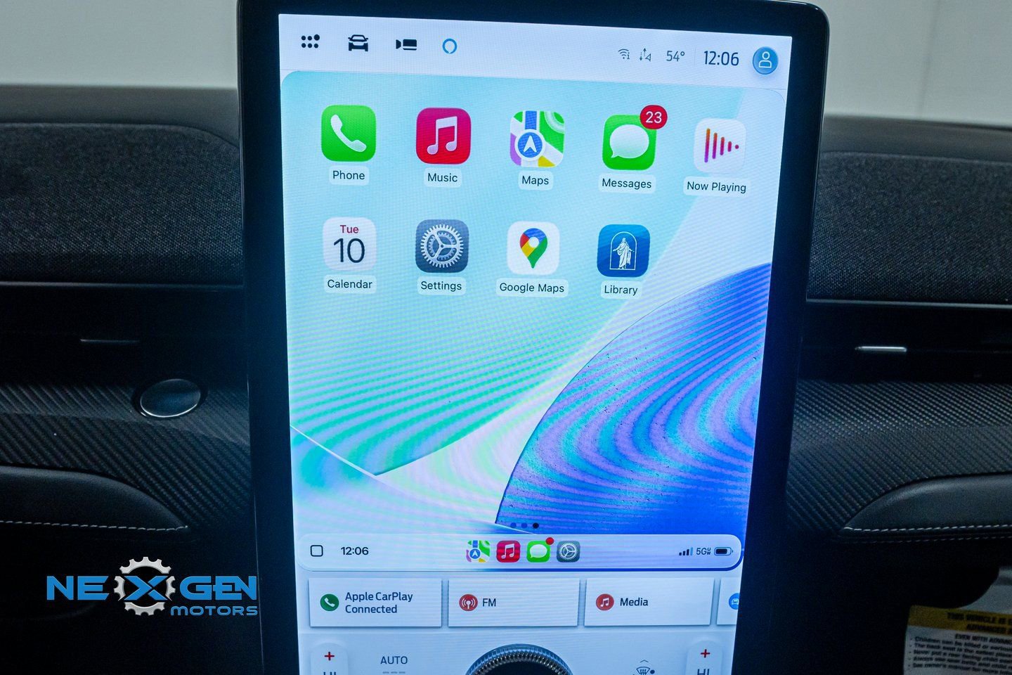 Used 2024 Ford Mustang Mach-E Premium image 18