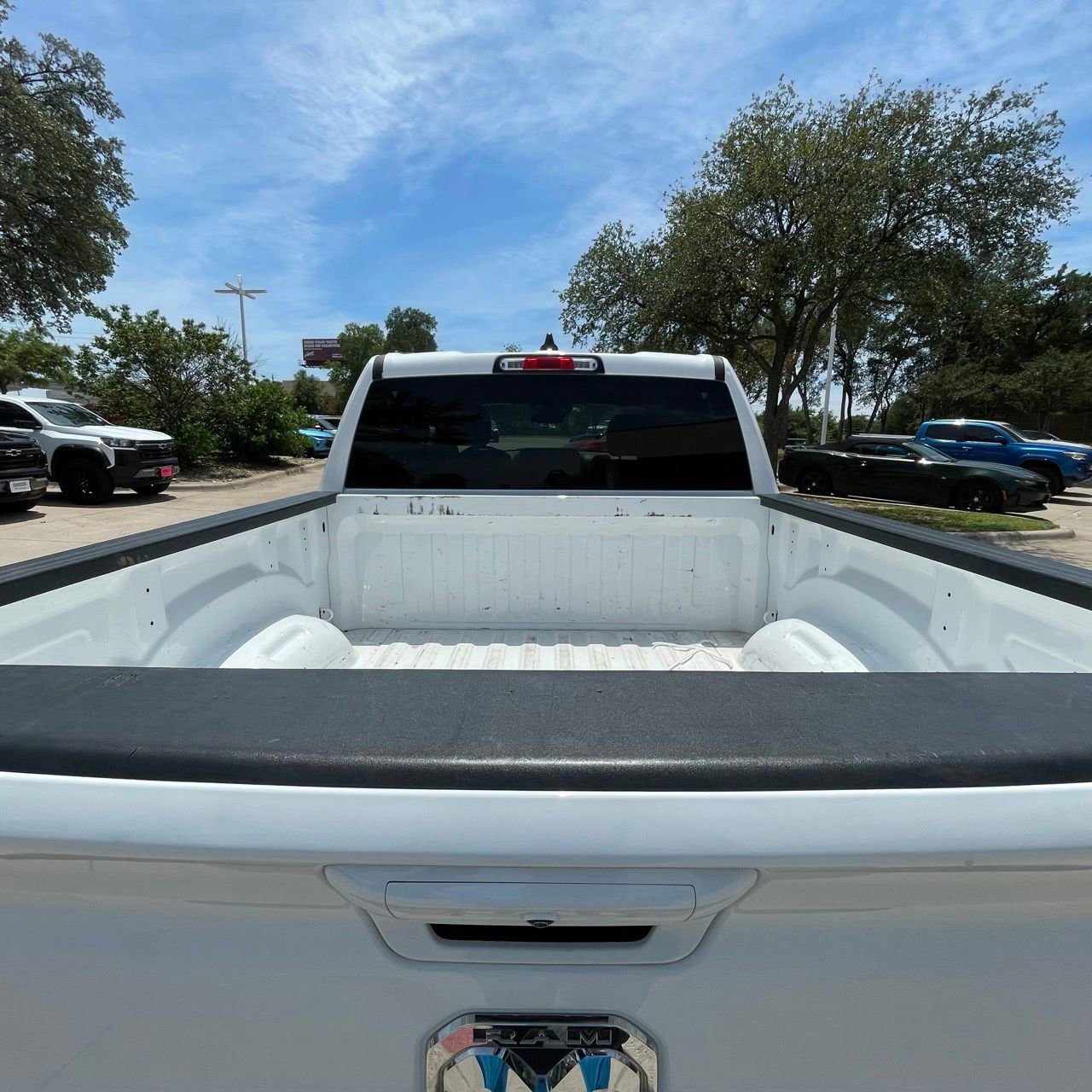 Used 2024 RAM 1500 Laramie RWD image 24
