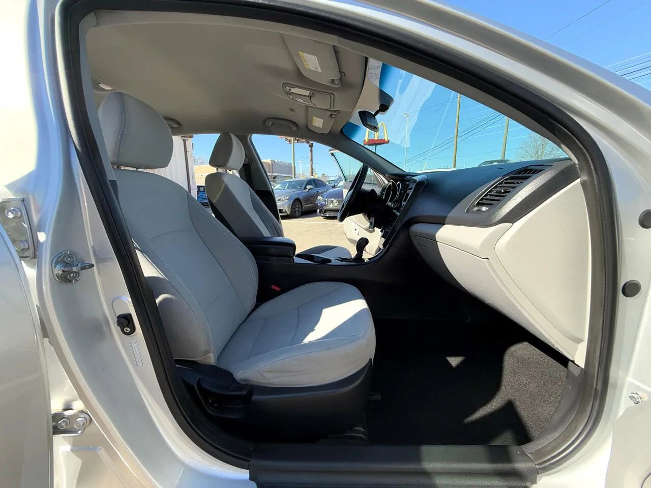 Used 2013 Kia Optima LX image 33