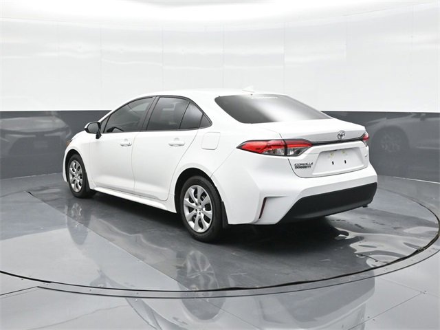 Used 2025 Toyota Corolla LE image 8