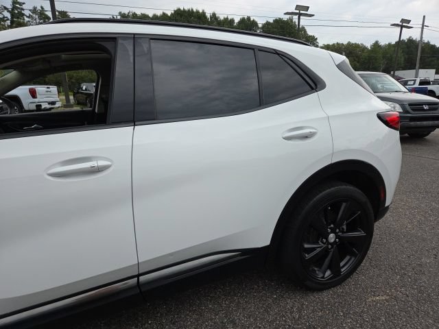Used 2021 Buick Envision Essence w/ Sport Touring Package AWD/4WD image 35