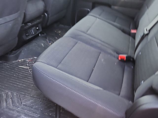 Used 2024 Chevrolet Silverado 1500 LT AWD/4WD image 8