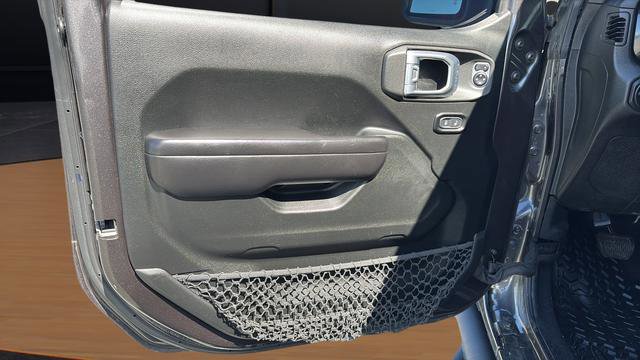 Used 2020 Jeep Wrangler Unlimited Sport image 21