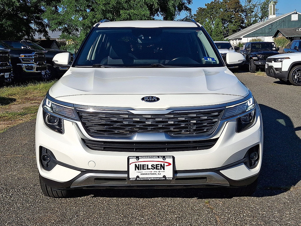 Used 2021 Kia Seltos S AWD/4WD image 35