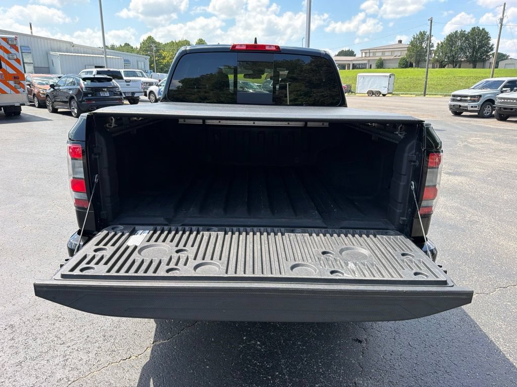 Used 2023 Nissan Frontier PRO-4X w/ Pro Convenience Package AWD/4WD image 11