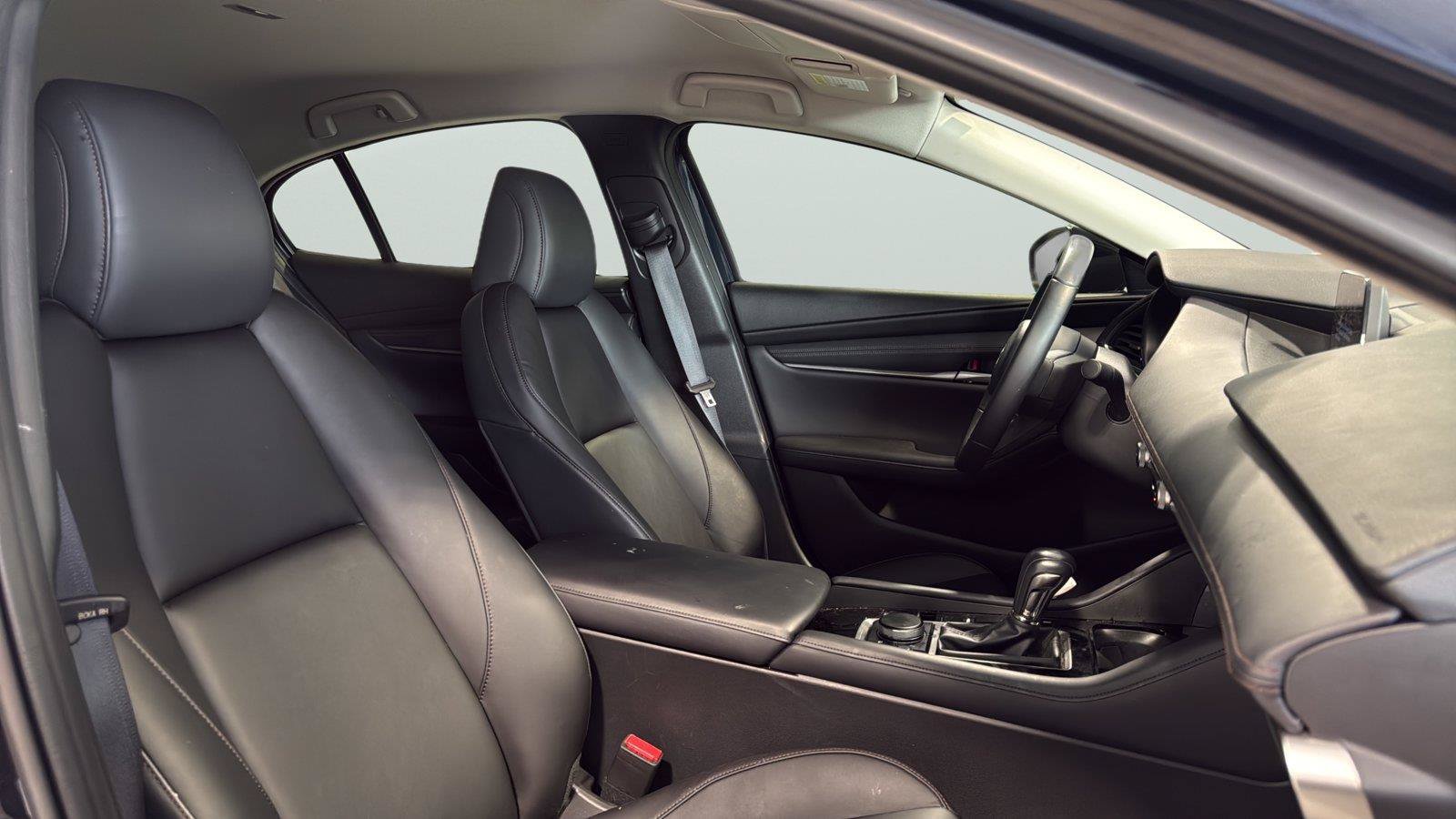 Used 2025 MAZDA MAZDA3 s FWD image 16
