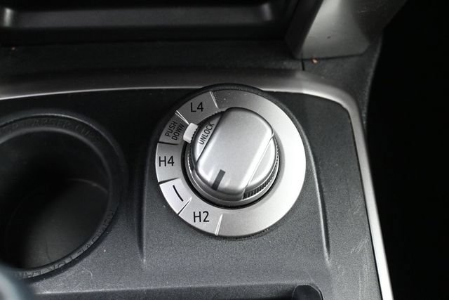 Used 2023 Toyota 4Runner SR5 Premium w/ Moonroof Package AWD/4WD image 25