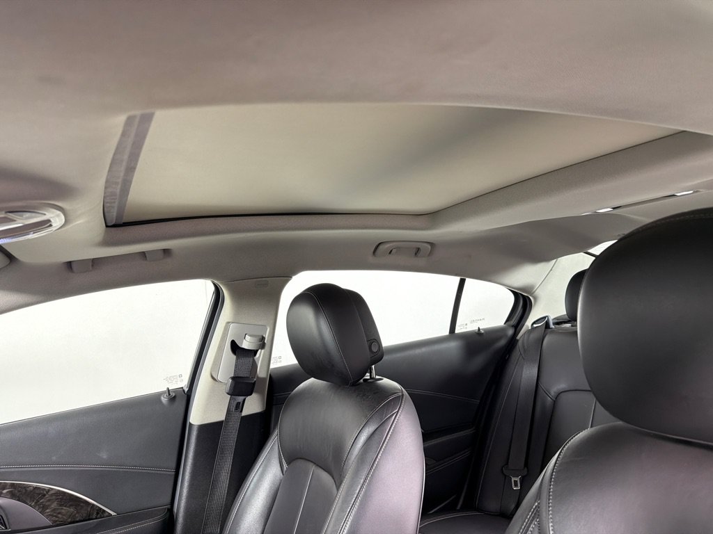Used 2014 Buick LaCrosse Leather FWD image 10