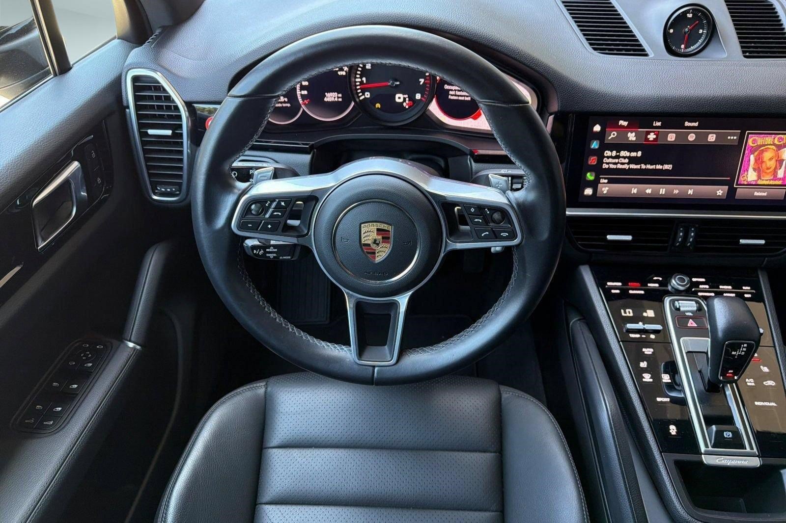 Used 2023 Porsche Cayenne AWD/4WD image 27